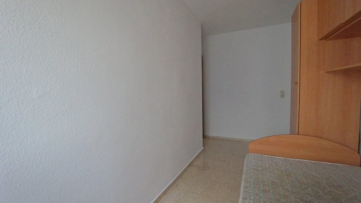 dorm12