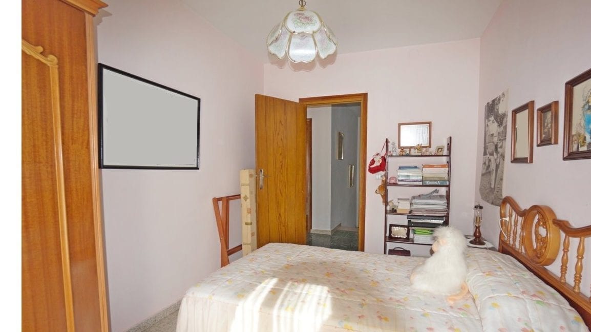 dorm12