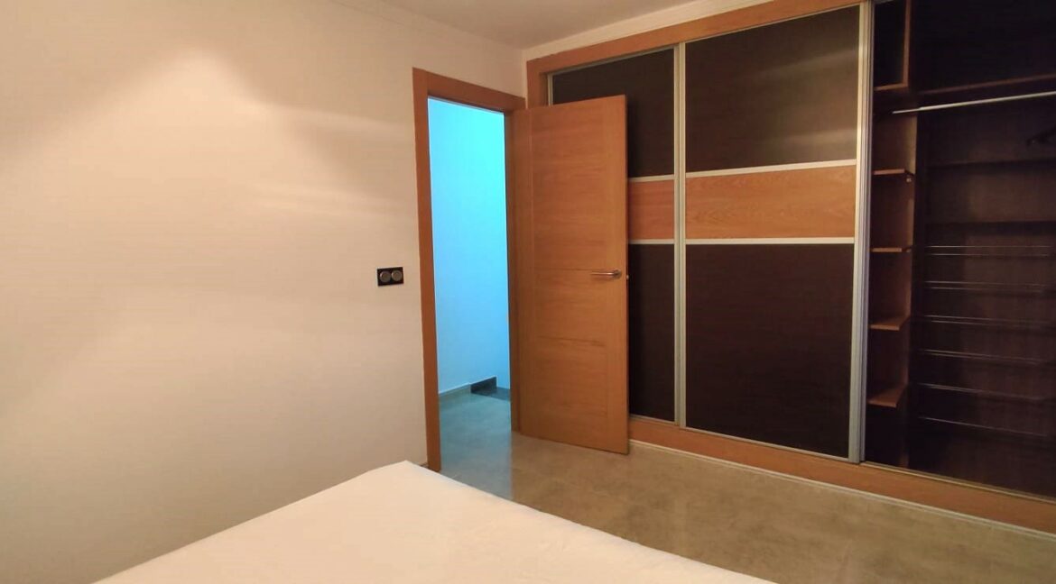 dorm12